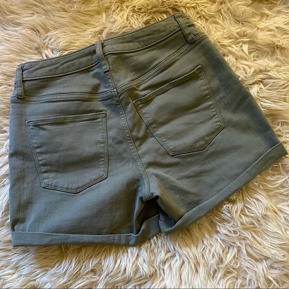 Universal Thread High Rise Midi Rolled Hem Stretch Olive Green Denim Shorts - Picture 2 of 5